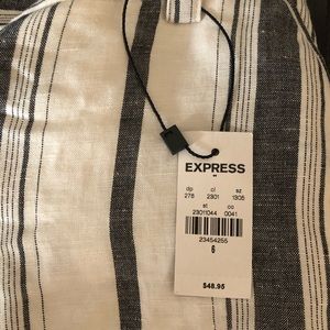 Lot of 2 (NWT/NWOT) Express shorts